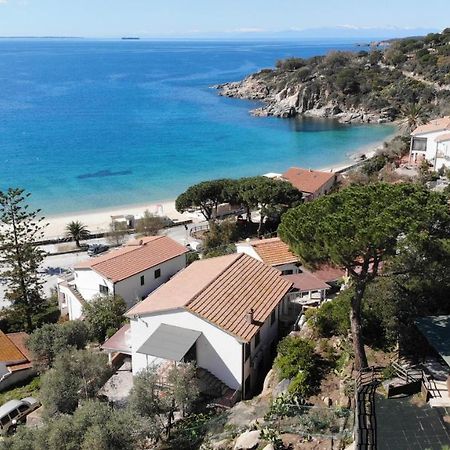 Appartamenti Cavoli - Vista Mare Con Terrazze, Clima E Posti Auto Spiaggia di Cavoli Экстерьер фото